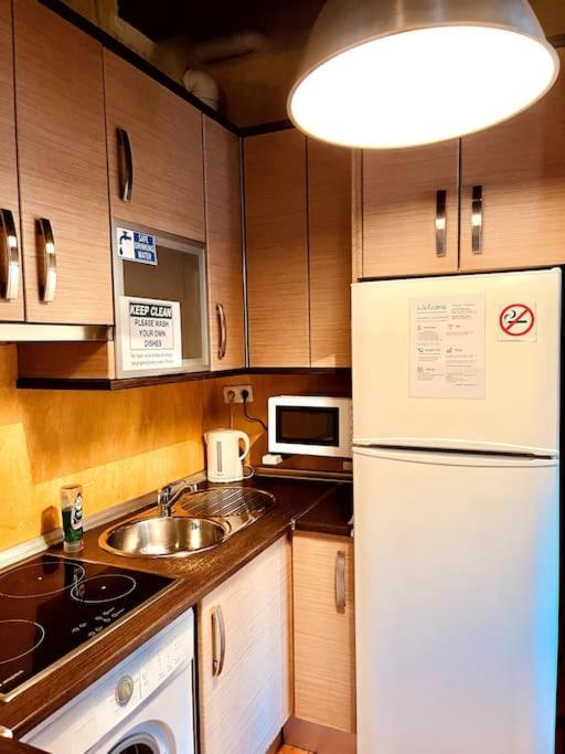 Central, Near The Alhambra, Quiet And Autentic! Apartment Granada