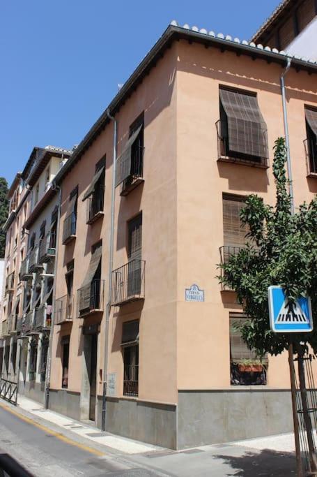 Apartamento Central, Near The Alhambra, Quiet And Autentic! *