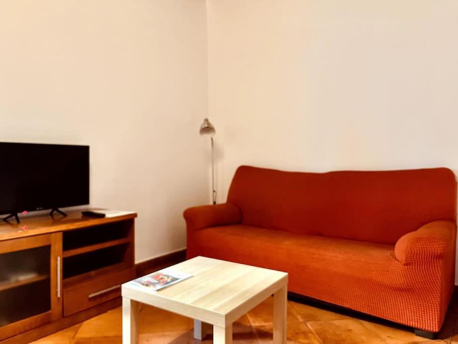 Pangsapuri Central, Near The Alhambra, Quiet And Autentic! Granada